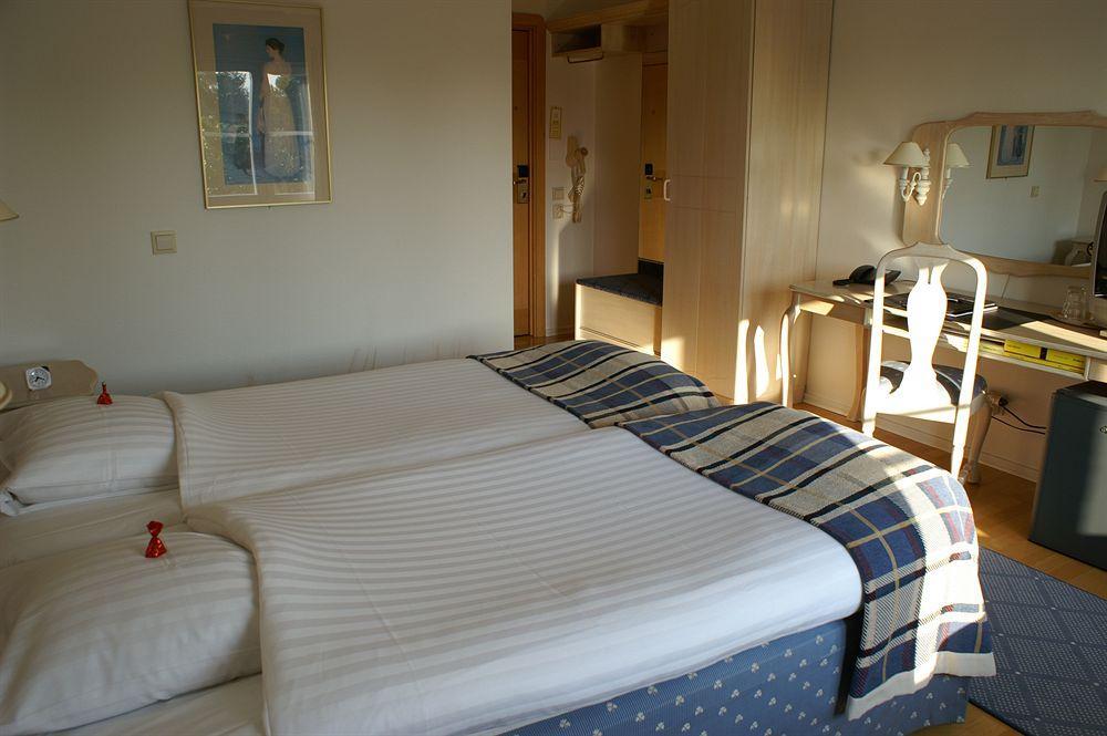 Hotel Moelndals Bro Luaran gambar